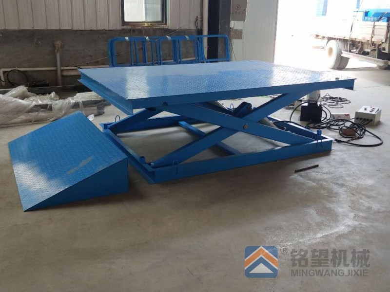 升降機-升降設備-升降平臺-貨梯-升降平臺廠家